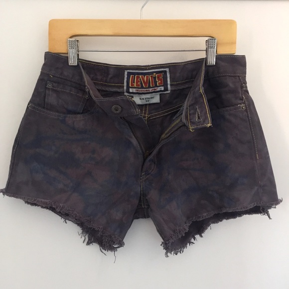 Levi’s Tie-Dye Distressed Shorts Waist 33 - Picture 3 of 8